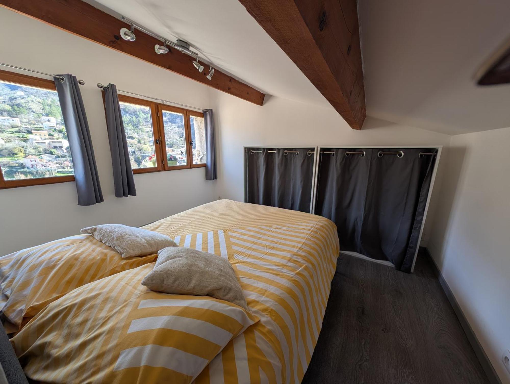Duplex "La Belle Vue " Apartment อ็องเทรอโวซ์ ภายนอก รูปภาพ